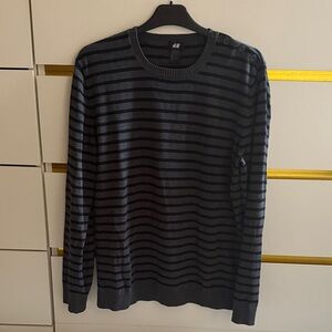 H&M Charcoal Gray and Black Striped Pullover Crewneck Sweater - Size L